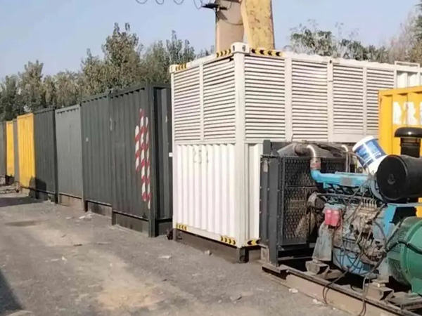 淳化200KW柴油发电机机组每小时油耗是多少？